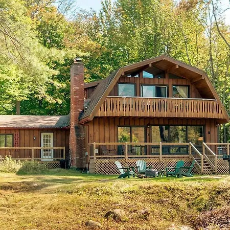 Adk Whiteface Chalet With Hot Tub, Dog Friendly!